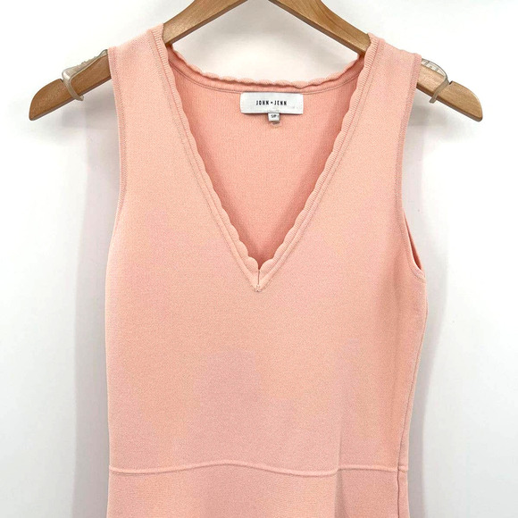 John + Jenn Madelyn Peach Melba Sleeveless Cut Out‎ Hem Mini Dress Size Small - Picture 4 of 7